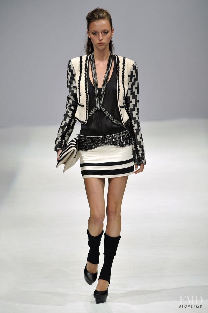 Sass & Bide fashion show for Spring/Summer 2010