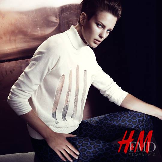 H&M Trend Update - The New Minimalism catalogue for Fall 2013
