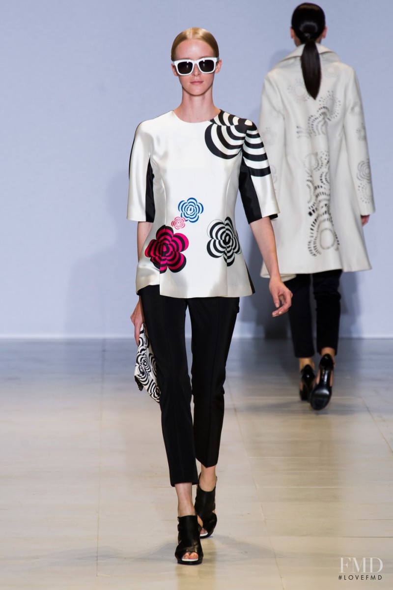 Lie Sang Bong fashion show for Spring/Summer 2014