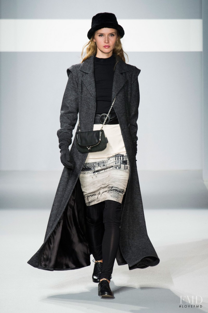 Agnes B. fashion show for Autumn/Winter 2014