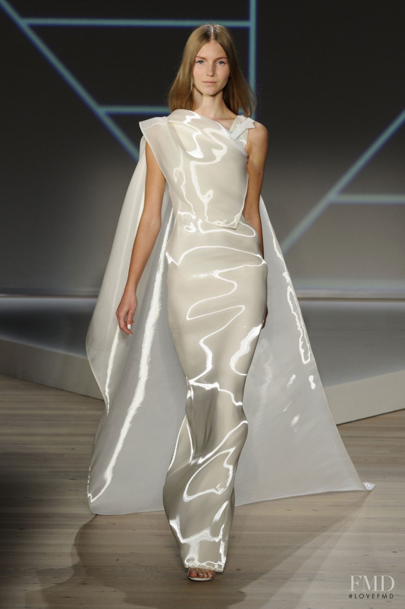 Pamella Roland fashion show for Spring/Summer 2016