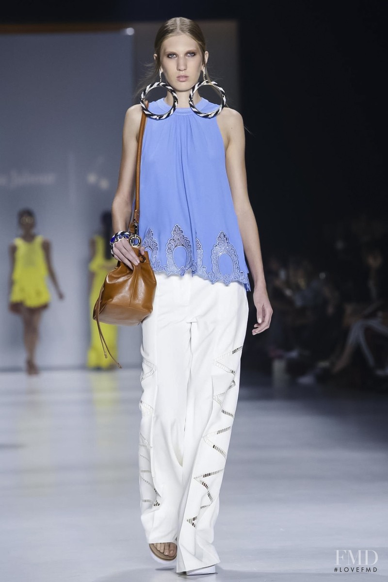 Juliana Jabour fashion show for Spring/Summer 2016