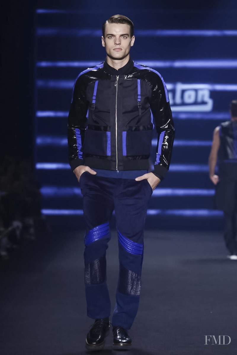 Triton fashion show for Autumn/Winter 2015