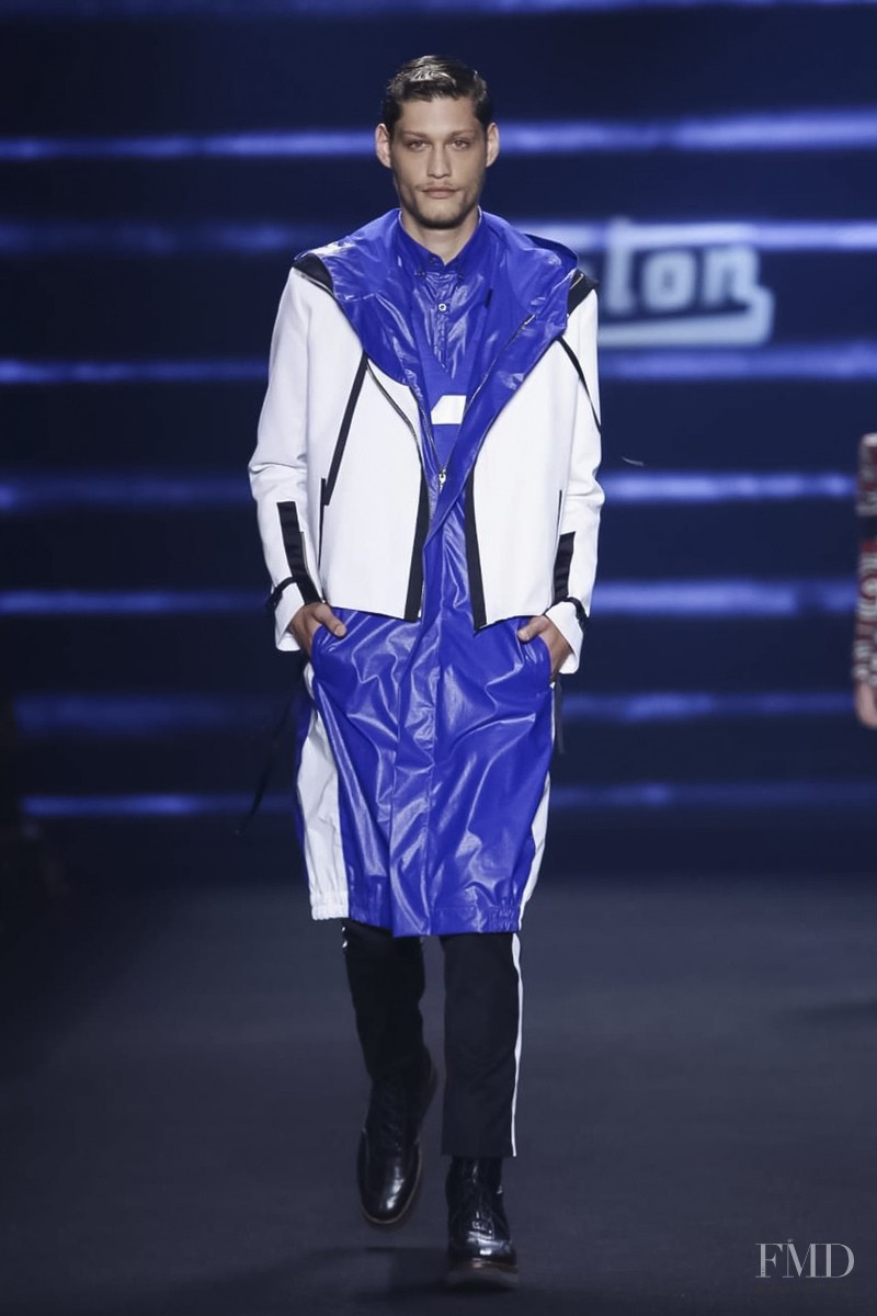 Triton fashion show for Autumn/Winter 2015