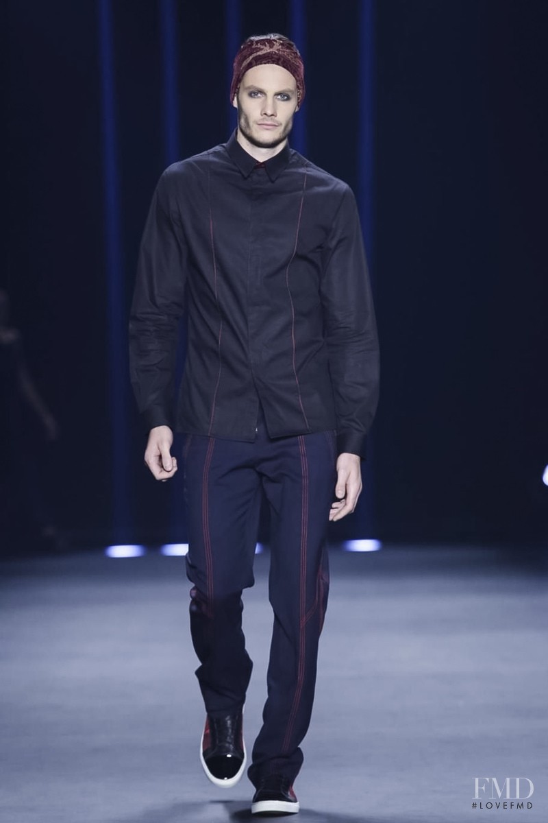 Lino Villaventura fashion show for Autumn/Winter 2015