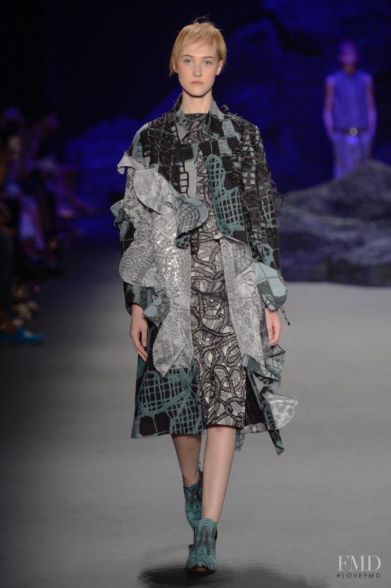 Lana Forneck featured in  the Fernanda Yamamoto fashion show for Autumn/Winter 2015