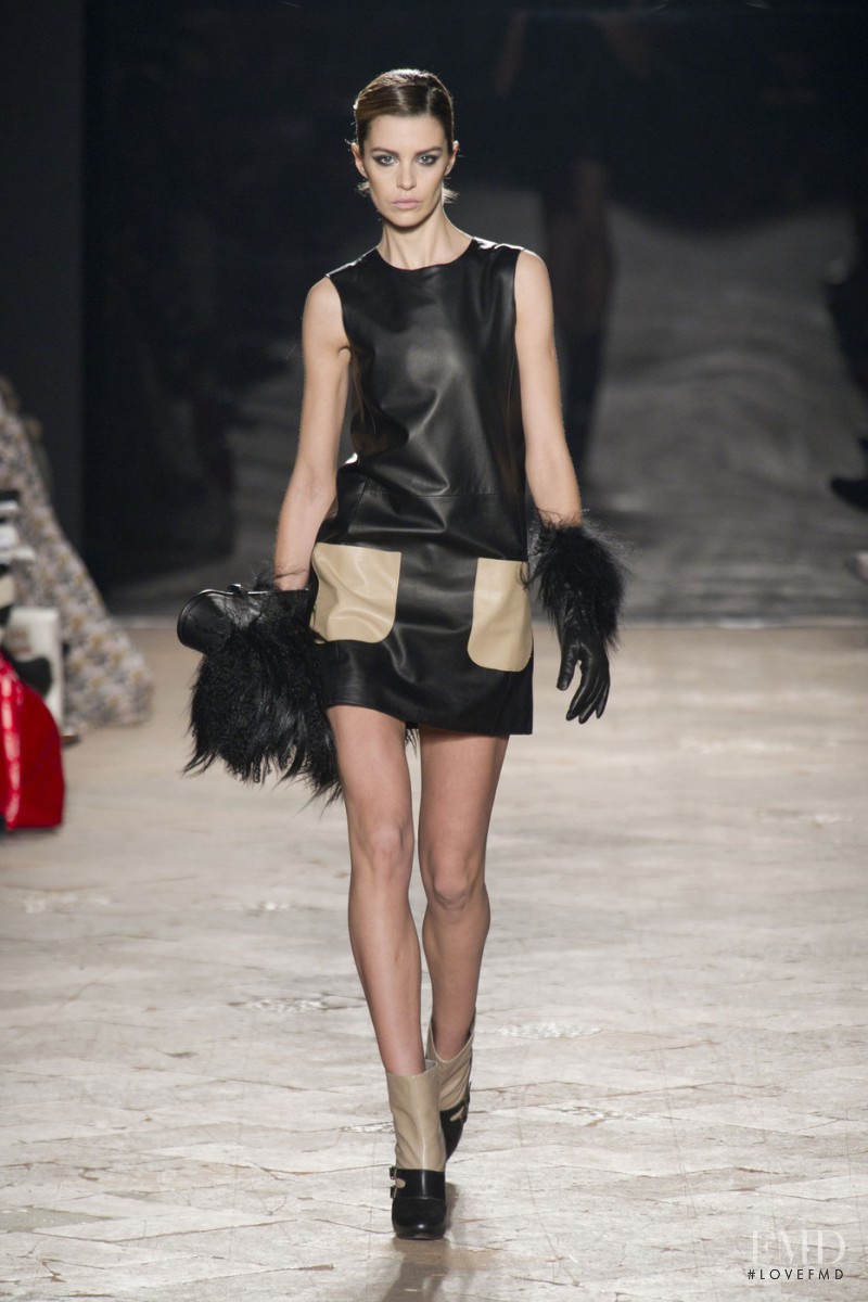 Simonetta Ravizza fashion show for Autumn/Winter 2013