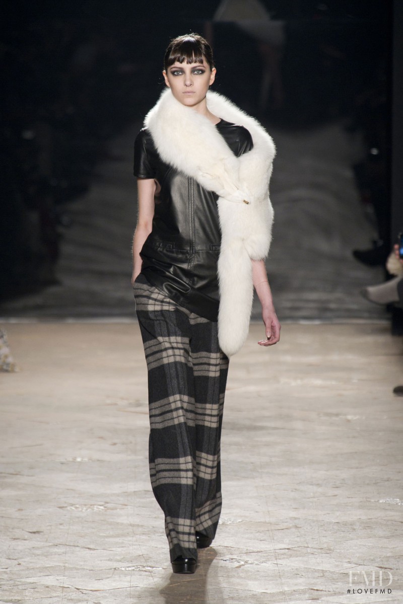 Simonetta Ravizza fashion show for Autumn/Winter 2013
