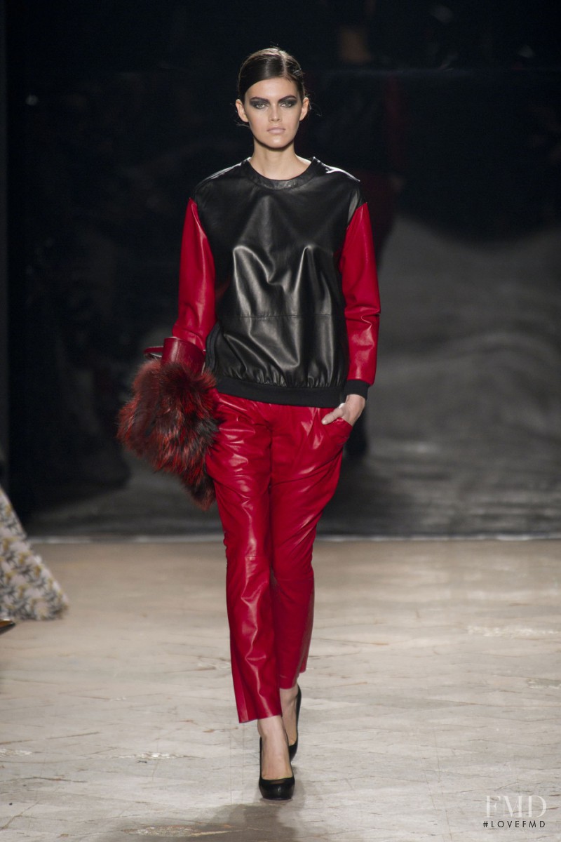 Simonetta Ravizza fashion show for Autumn/Winter 2013