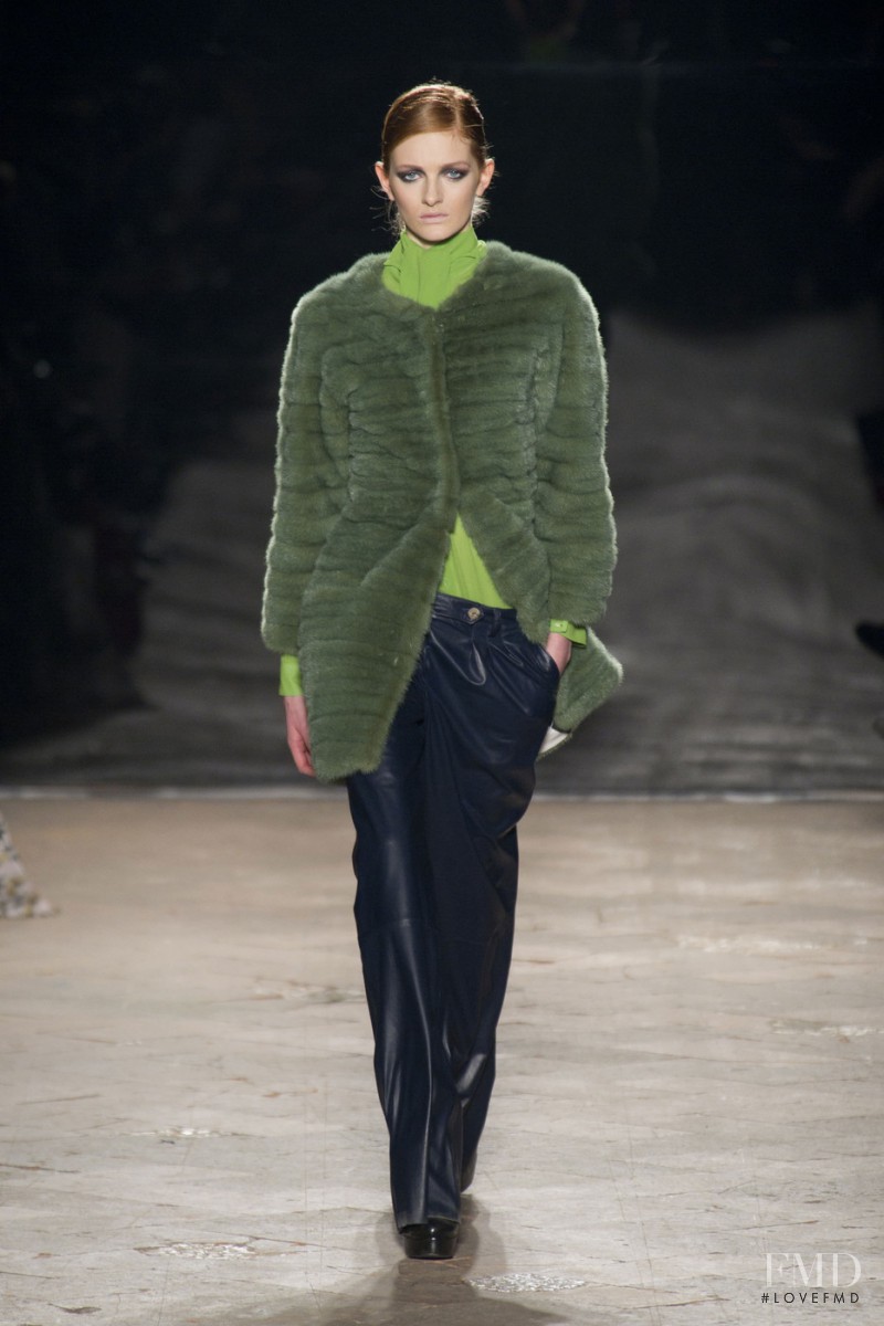 Simonetta Ravizza fashion show for Autumn/Winter 2013