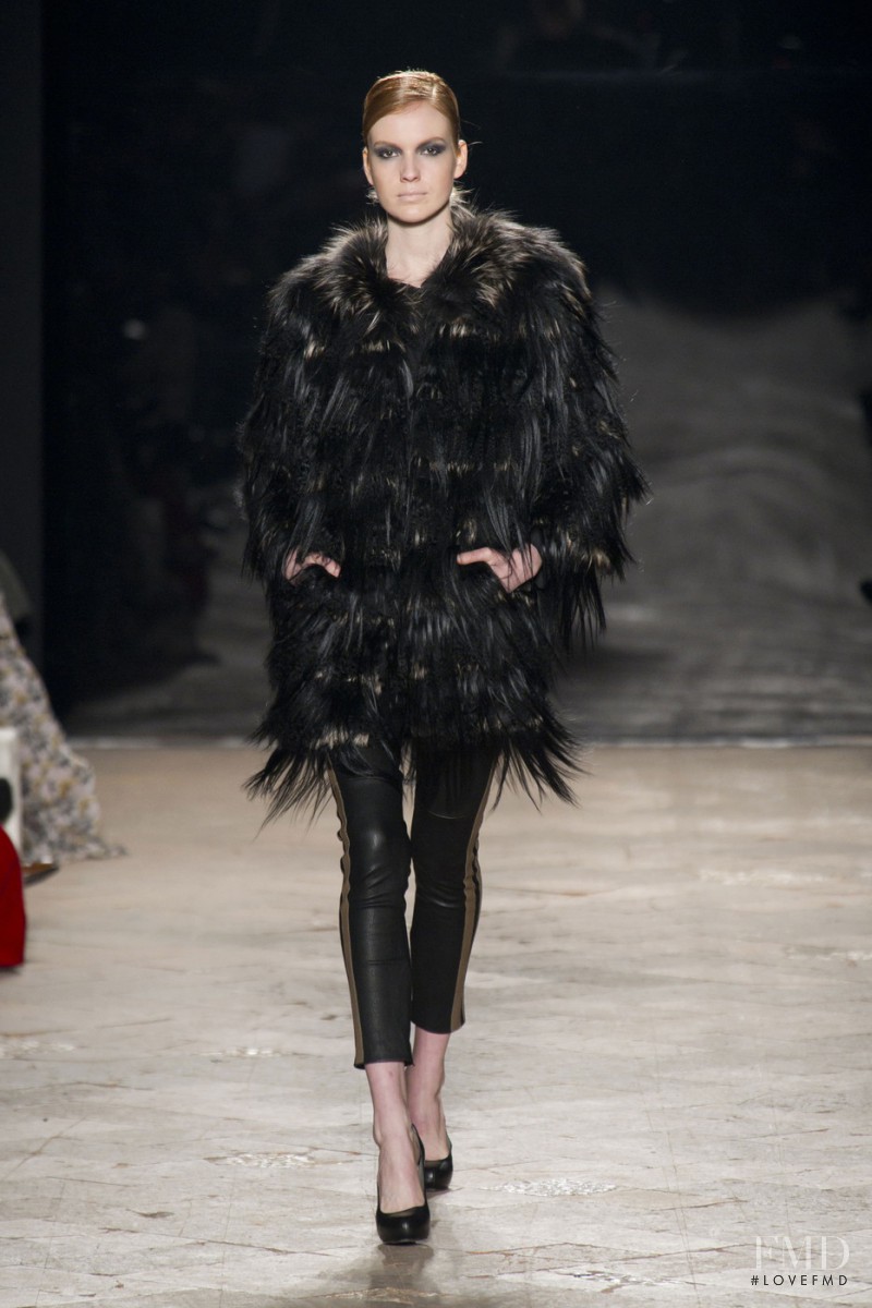 Simonetta Ravizza fashion show for Autumn/Winter 2013