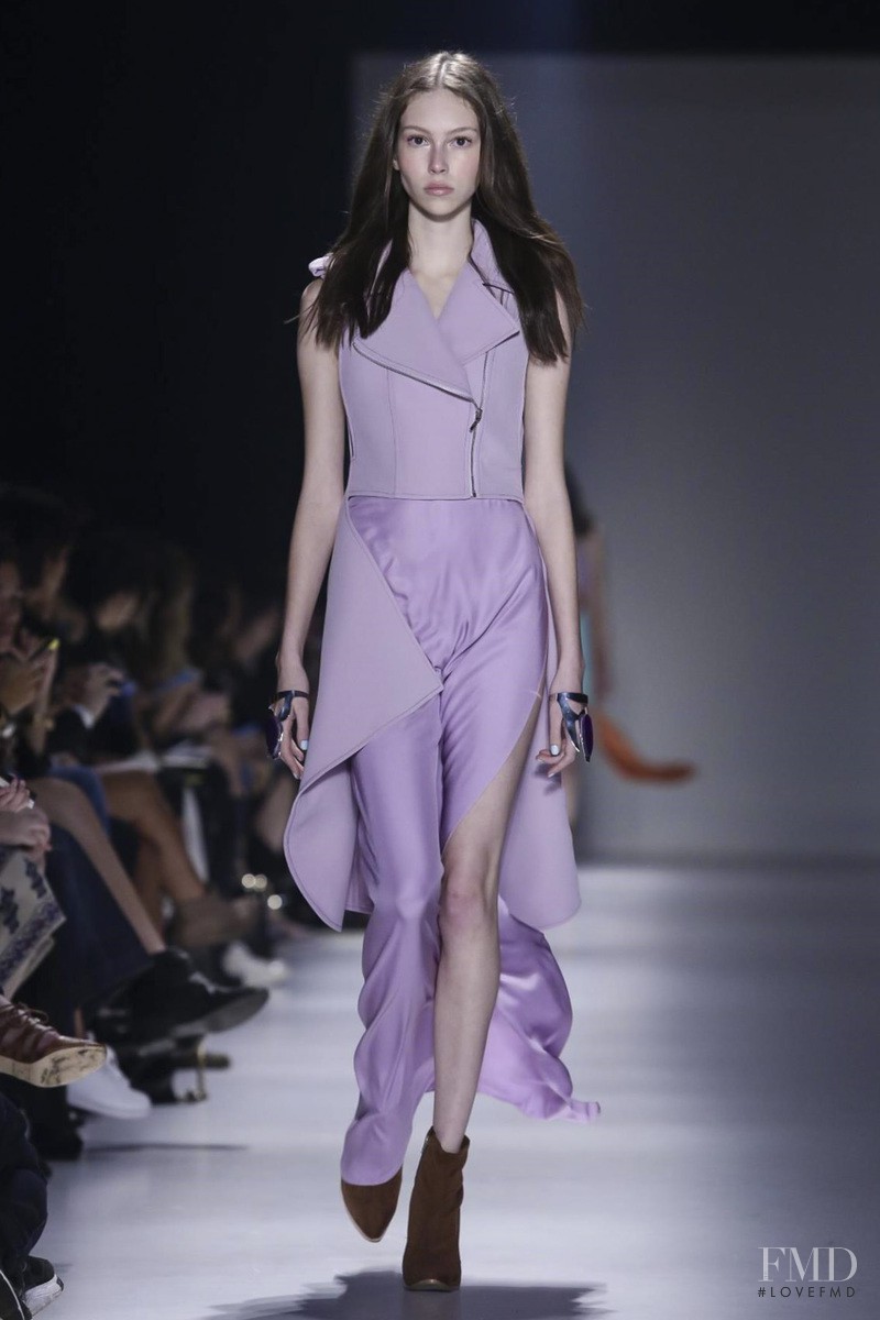 Lorena Maraschi featured in  the Wagner Kallieno fashion show for Spring/Summer 2016