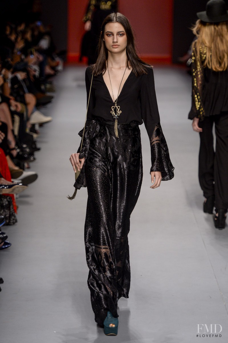 Bruna Ludtke featured in  the Helo Rocha - Teca fashion show for Autumn/Winter 2014