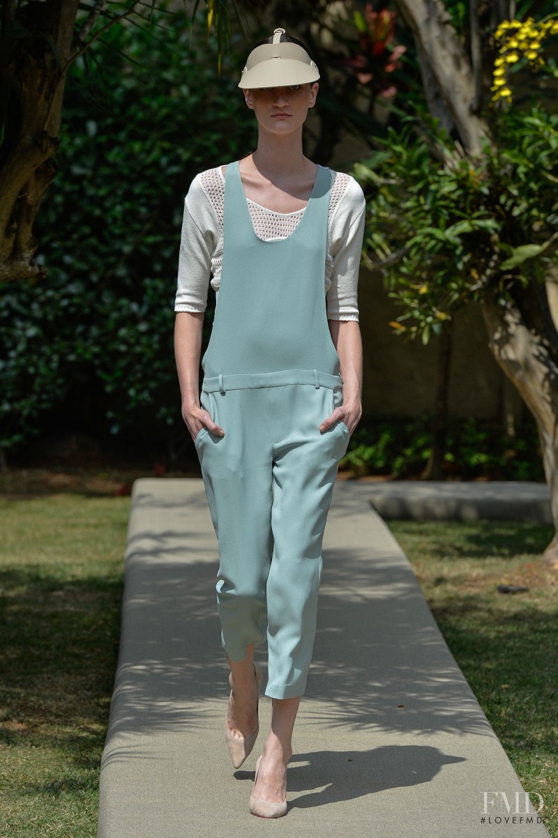 Marina Heiden featured in  the Helo Rocha - Teca fashion show for Spring/Summer 2015