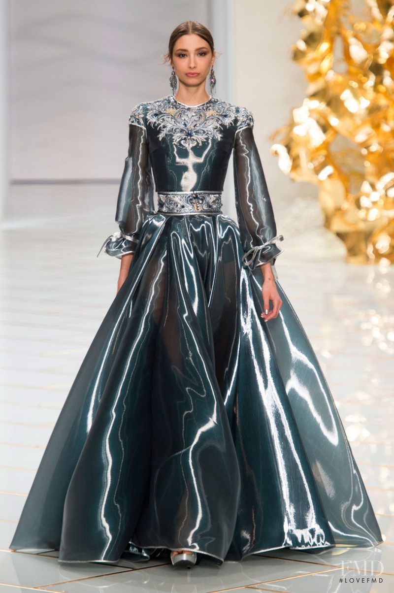 Guo Pei fashion show for Spring/Summer 2016