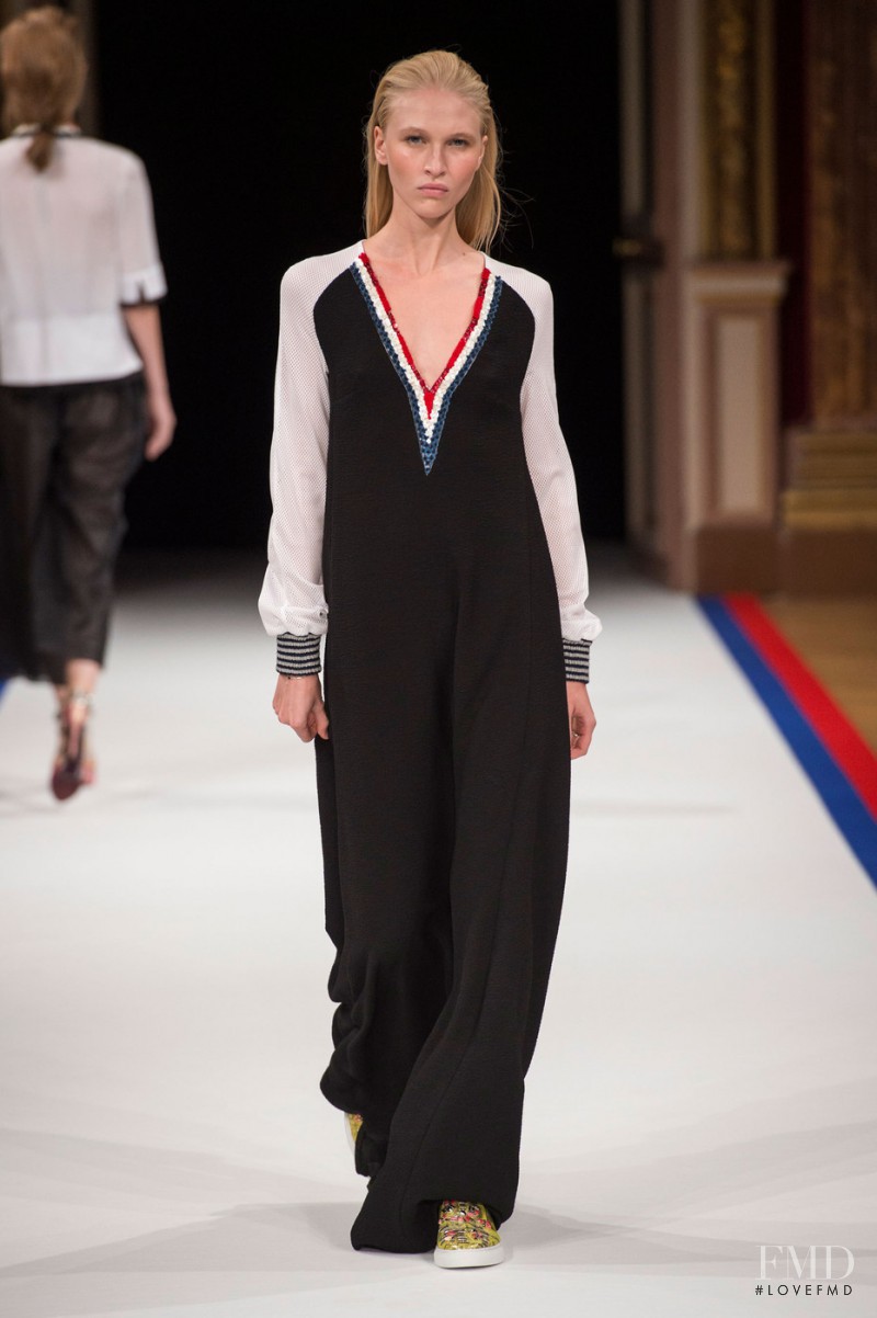 Talbot Runhof fashion show for Spring/Summer 2015