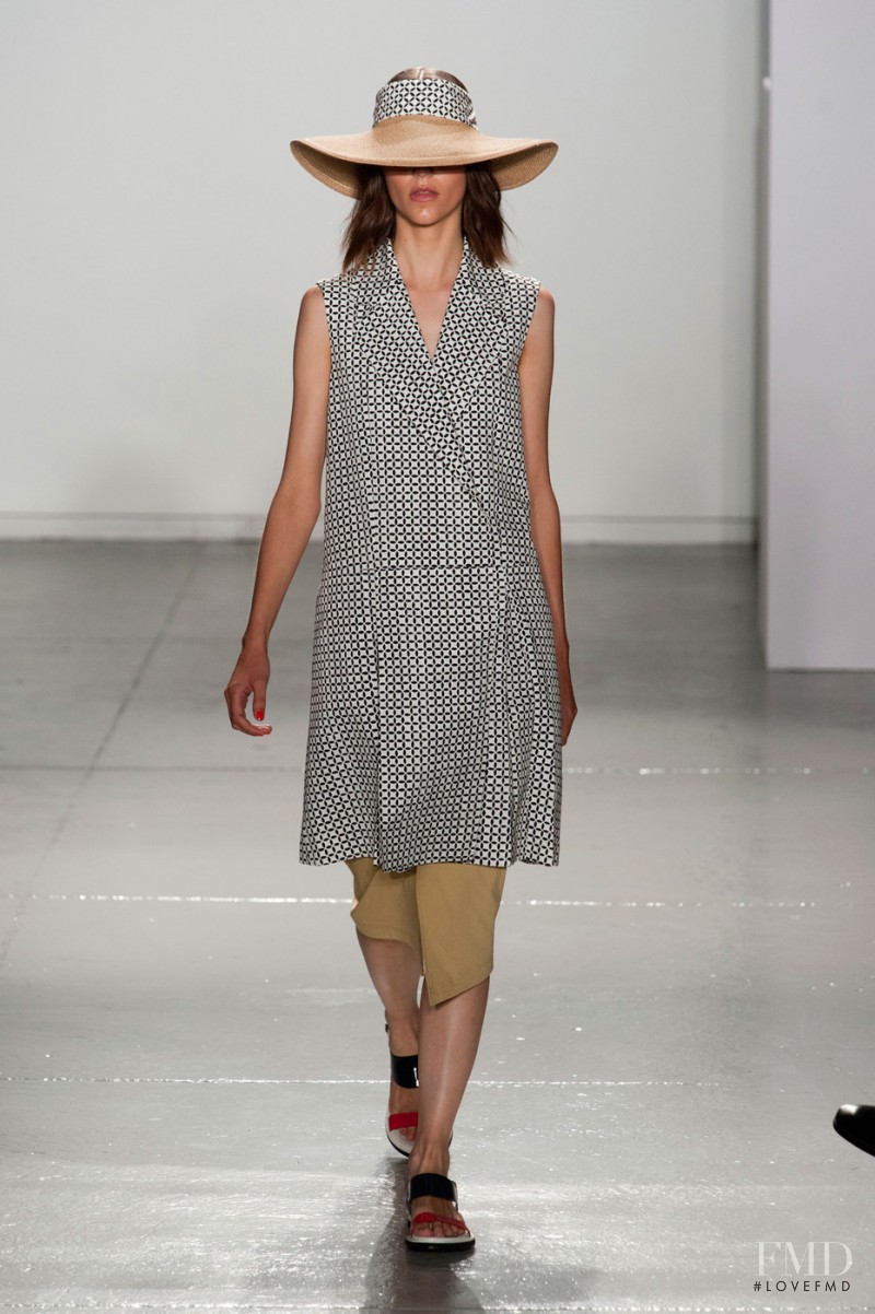 SUNO fashion show for Spring/Summer 2014