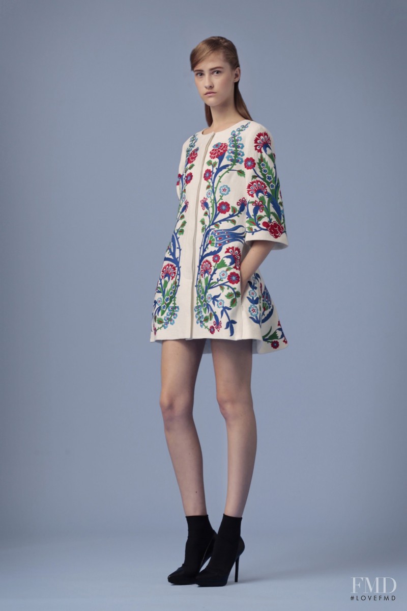 Lana Forneck featured in  the Andrew Gn fashion show for Resort 2016