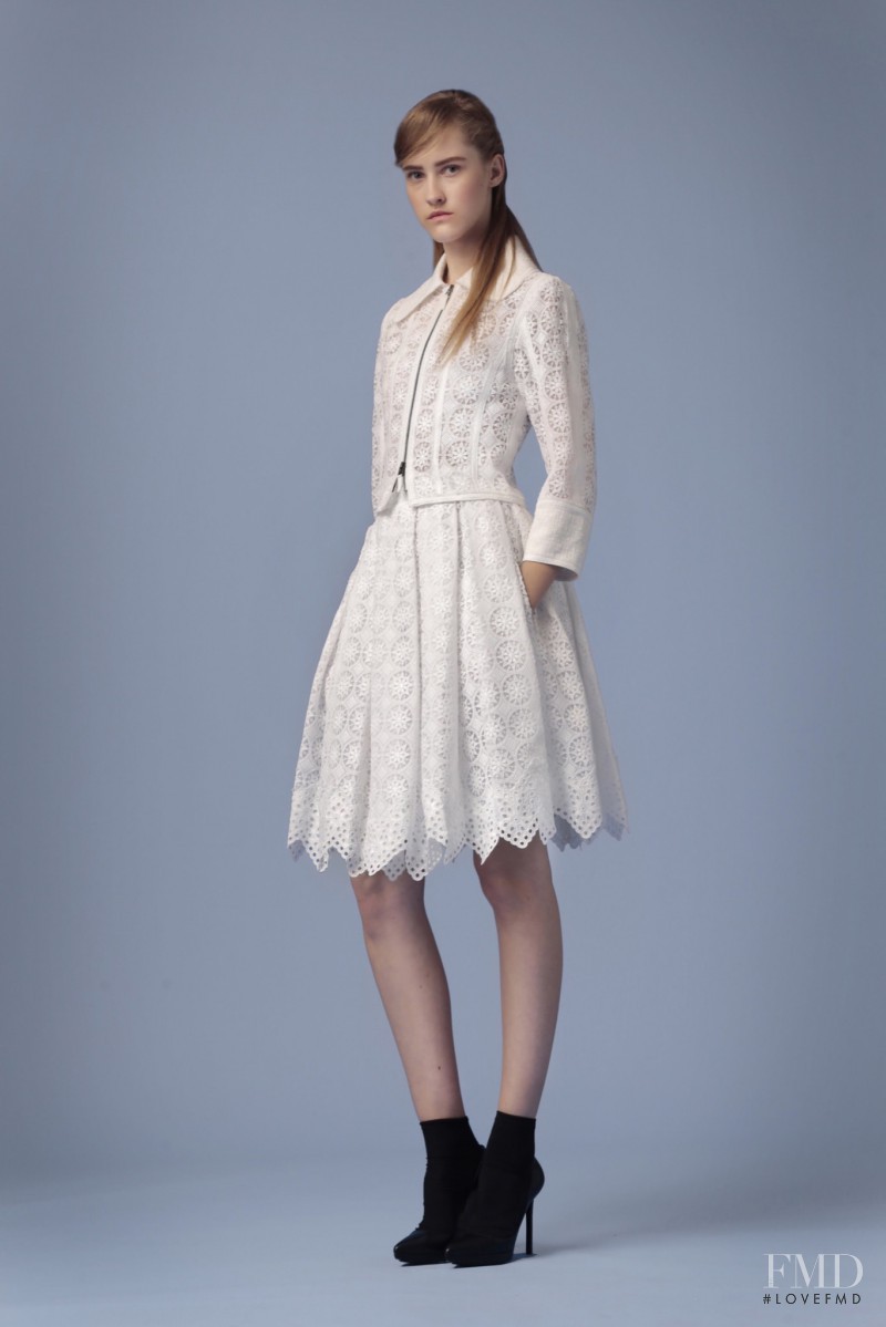 Lana Forneck featured in  the Andrew Gn fashion show for Resort 2016