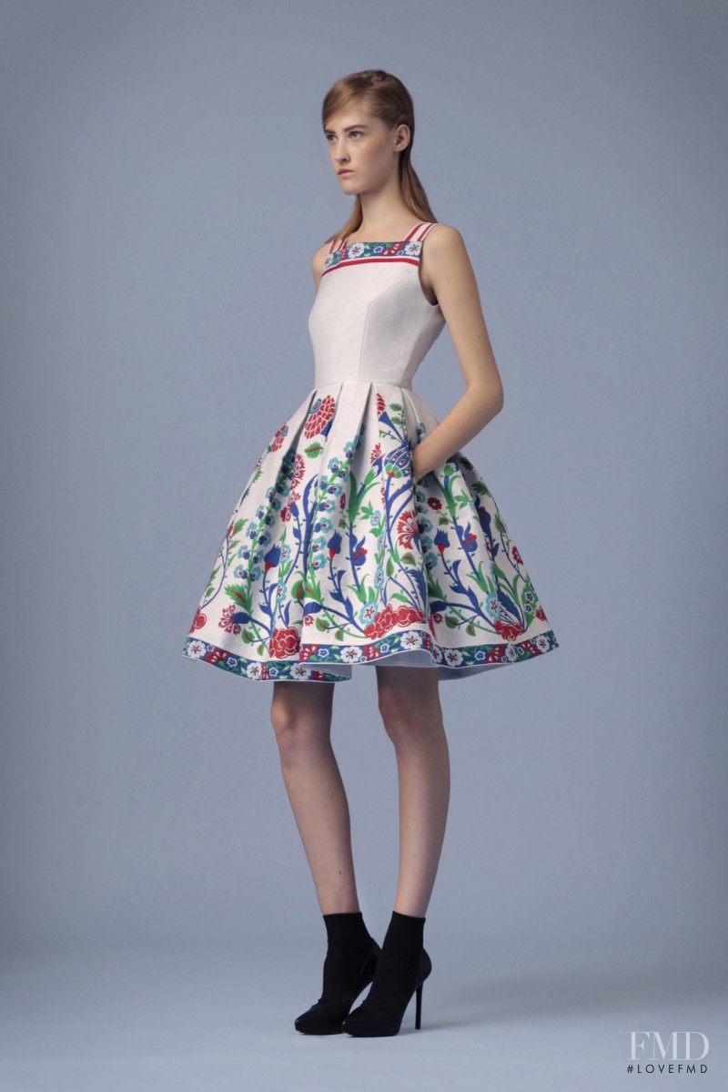 Lana Forneck featured in  the Andrew Gn fashion show for Resort 2016