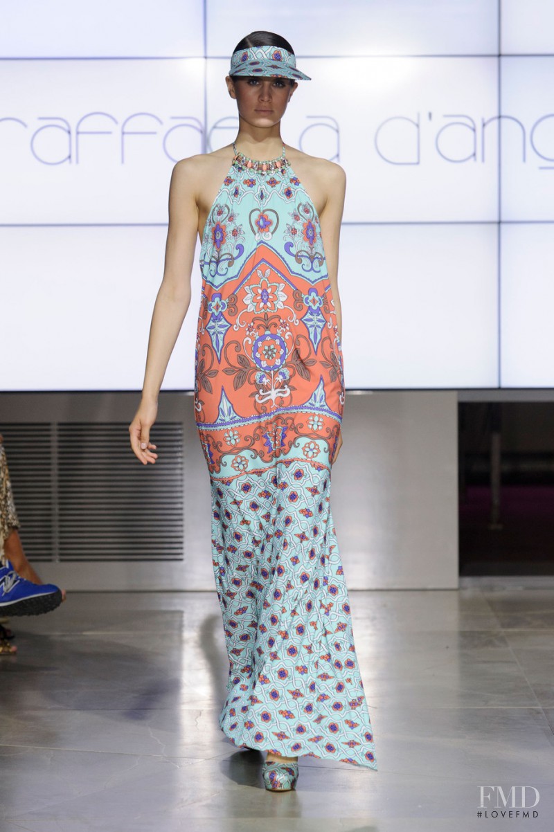 Livia Pillmann featured in  the Raffaela D\'Angelo fashion show for Spring/Summer 2015