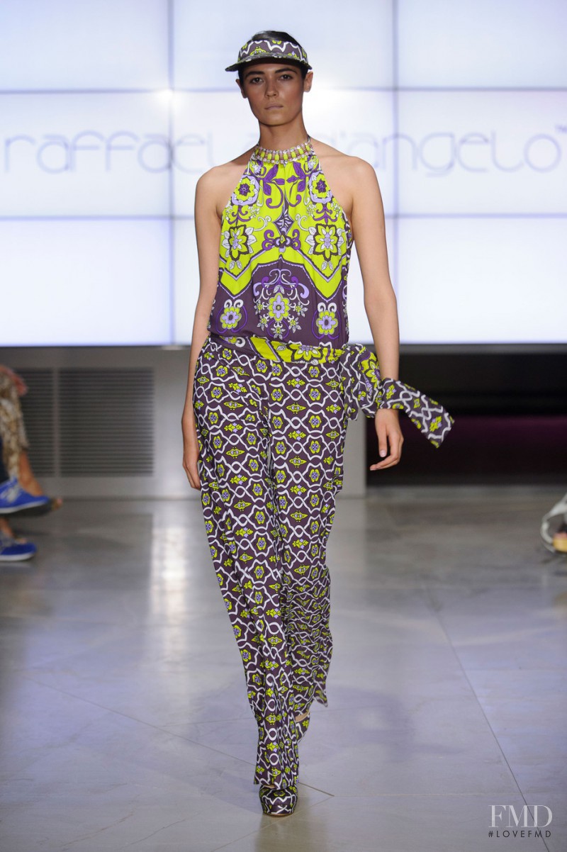 Dasha Khlynova featured in  the Raffaela D\'Angelo fashion show for Spring/Summer 2015