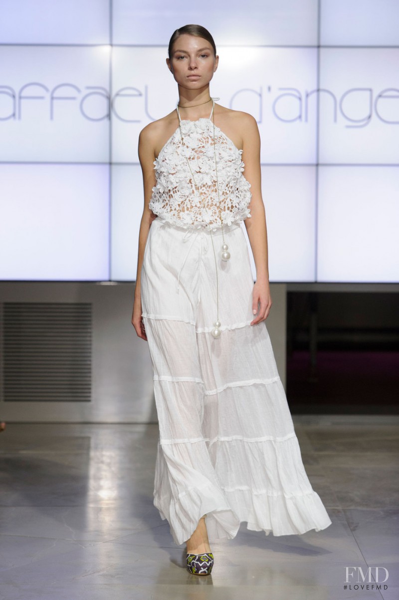 Raffaela D\'Angelo fashion show for Spring/Summer 2015