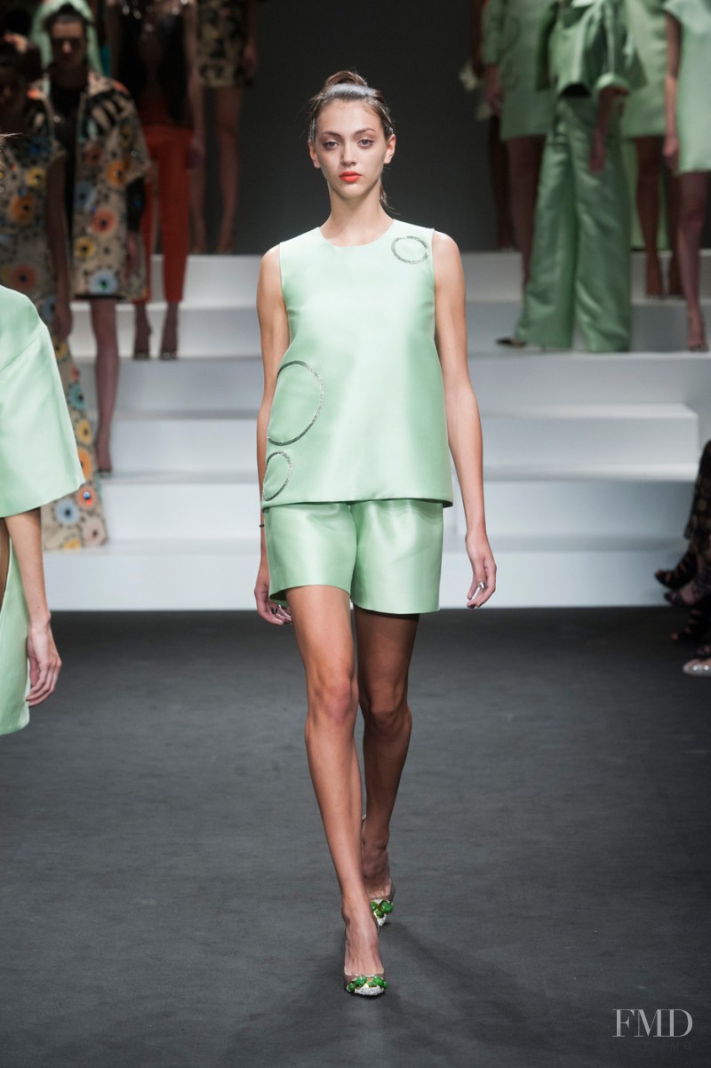 Neus Bermejo featured in  the Jo No Fui fashion show for Spring/Summer 2014