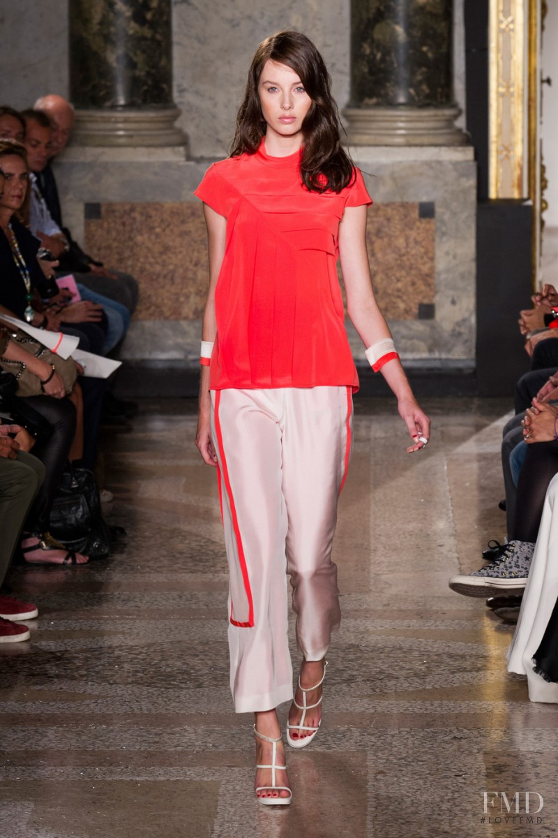 Mila Schön fashion show for Spring/Summer 2014