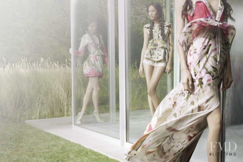 Shu Pei featured in  the Vera Wang advertisement for Spring/Summer 2012