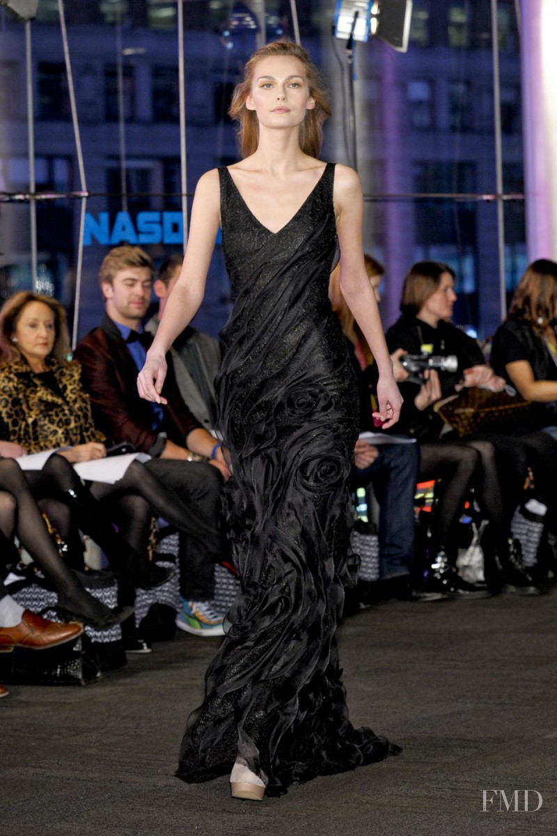 Carmen Marc Valvo fashion show for Autumn/Winter 2011