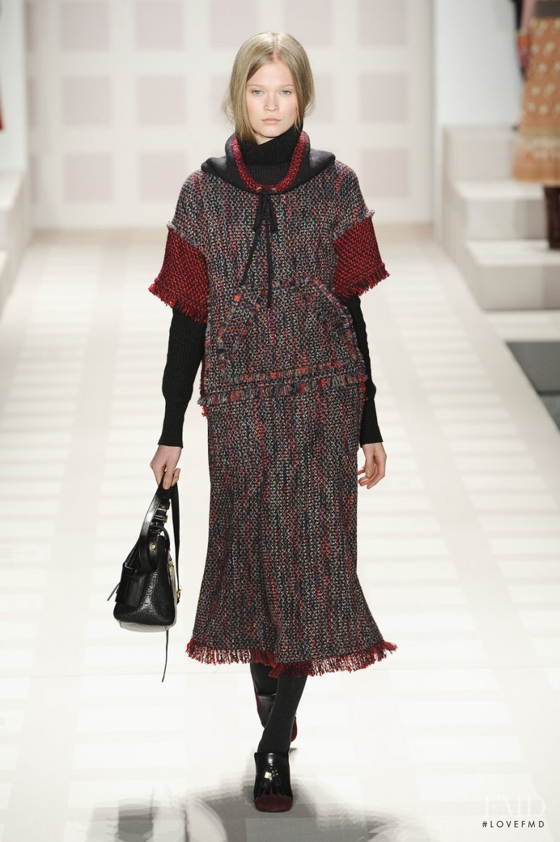 Vita Sidorkina featured in  the Tory Burch fashion show for Autumn/Winter 2011