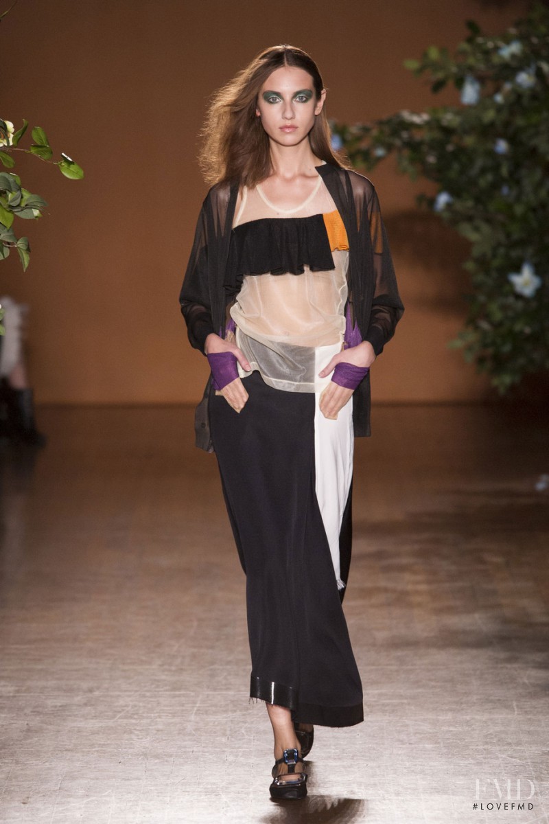 Toga fashion show for Spring/Summer 2016