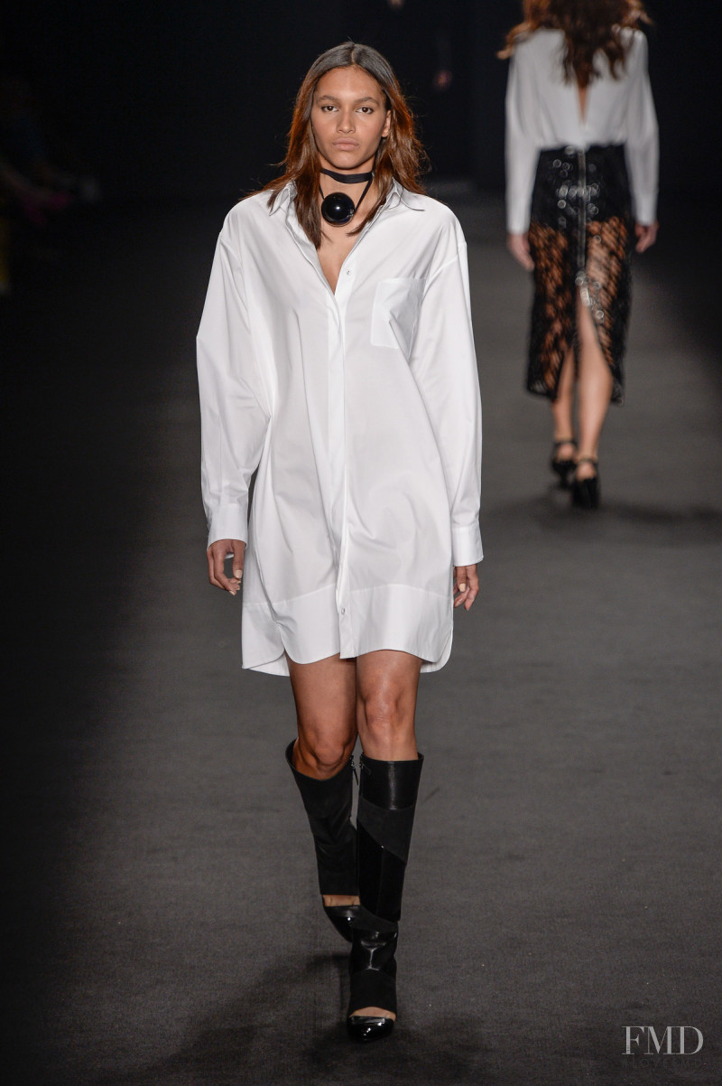 Hanne Linhares featured in  the Giuliana Romano fashion show for Autumn/Winter 2015