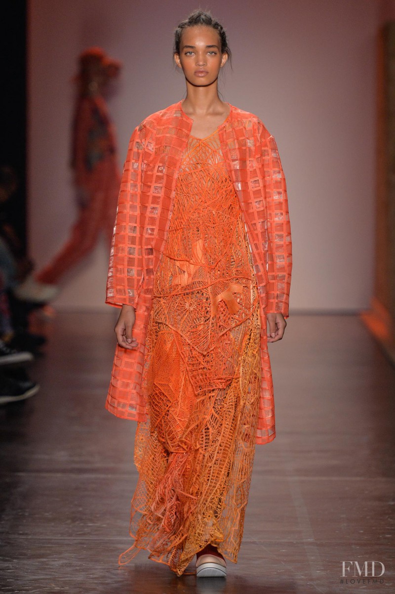 Ellen Rosa featured in  the Fernanda Yamamoto fashion show for Autumn/Winter 2016