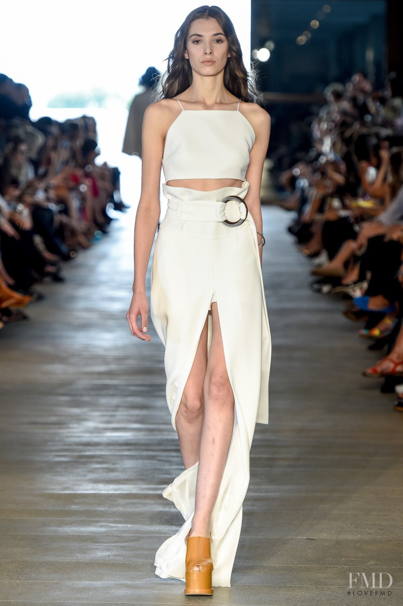 Jaque Cantelli featured in  the Giuliana Romano fashion show for Spring/Summer 2016