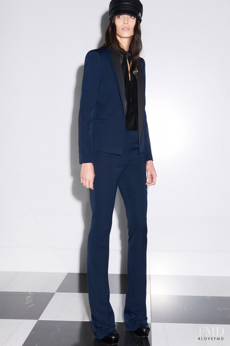 Amanda Brandão Wellsh featured in  the Gucci fashion show for Pre-Fall 2014