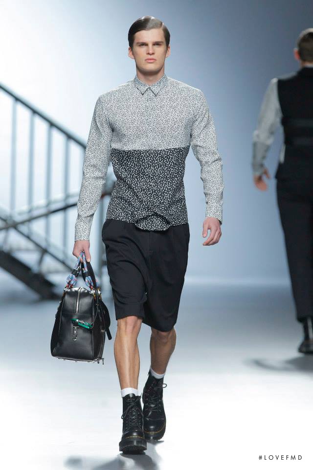 Davidelfin fashion show for Autumn/Winter 2014