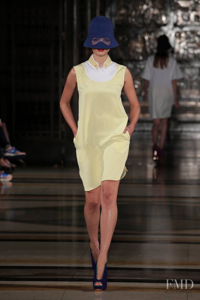 Ashley Isham fashion show for Spring/Summer 2014