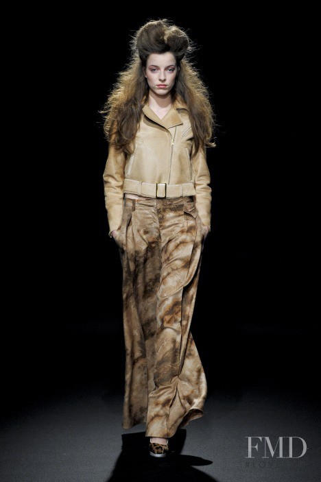 Anna-Maria Nemetz featured in  the Junko Shimada fashion show for Autumn/Winter 2012