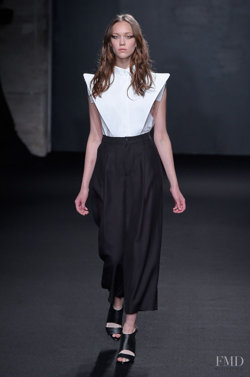 Atsuro Tayama fashion show for Spring/Summer 2016