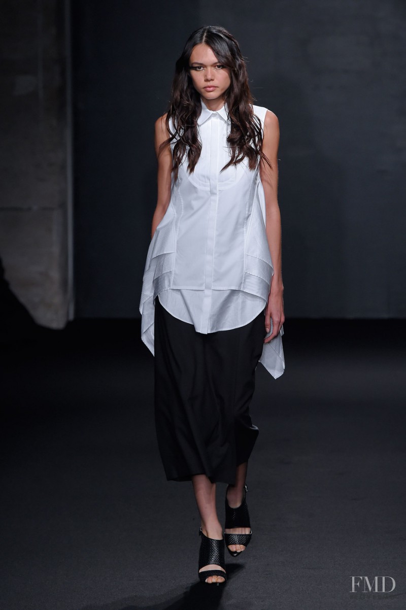 Atsuro Tayama fashion show for Spring/Summer 2016