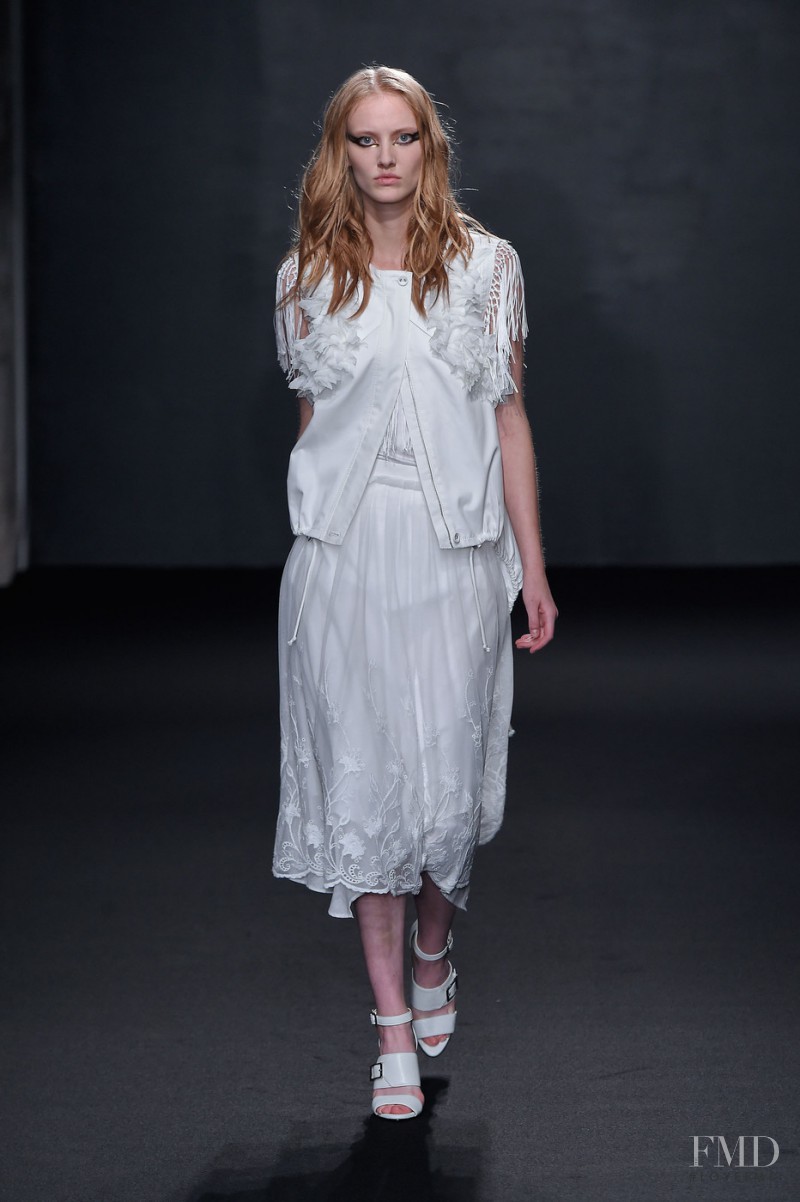 Atsuro Tayama fashion show for Spring/Summer 2016