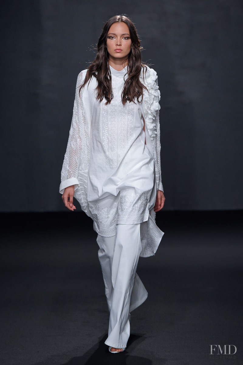 Atsuro Tayama fashion show for Spring/Summer 2016