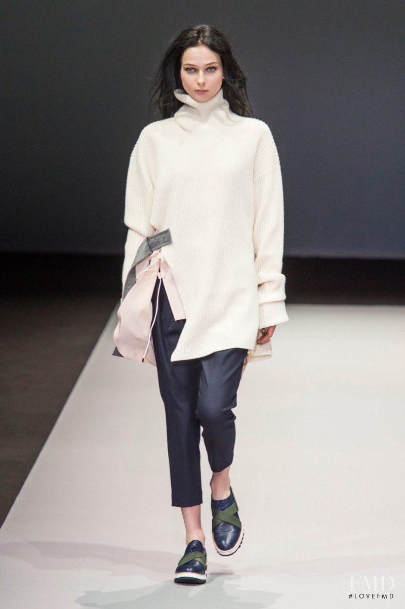Viola Rogacka featured in  the Ujoh fashion show for Autumn/Winter 2016