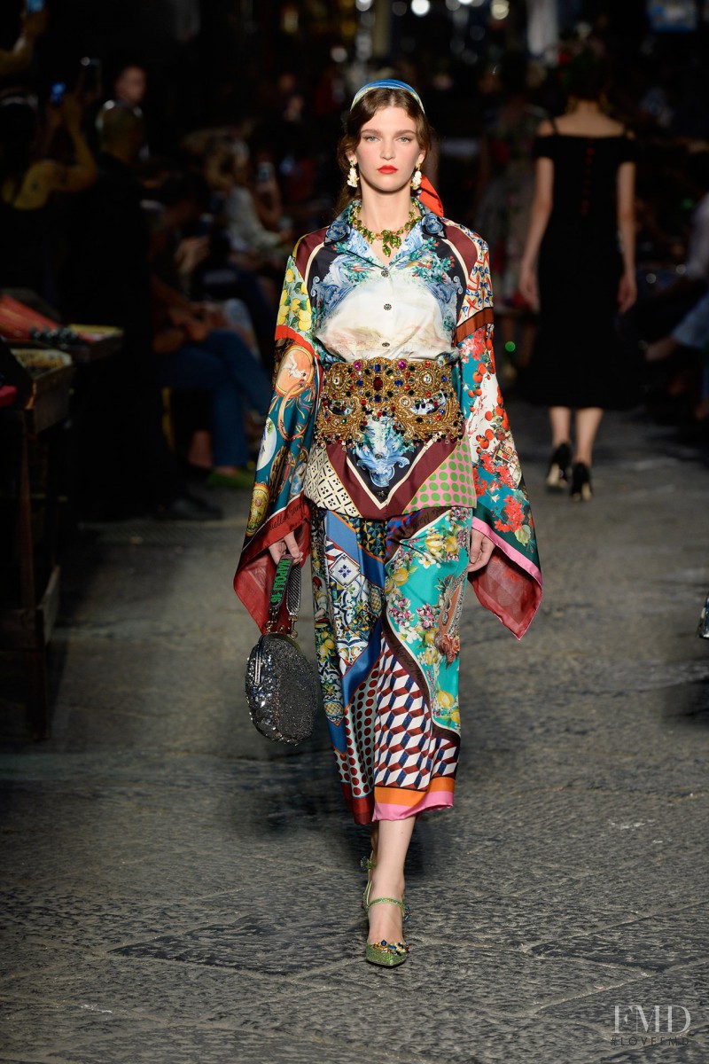 Lea Holzfuss featured in  the Dolce & Gabbana Alta Moda fashion show for Autumn/Winter 2016