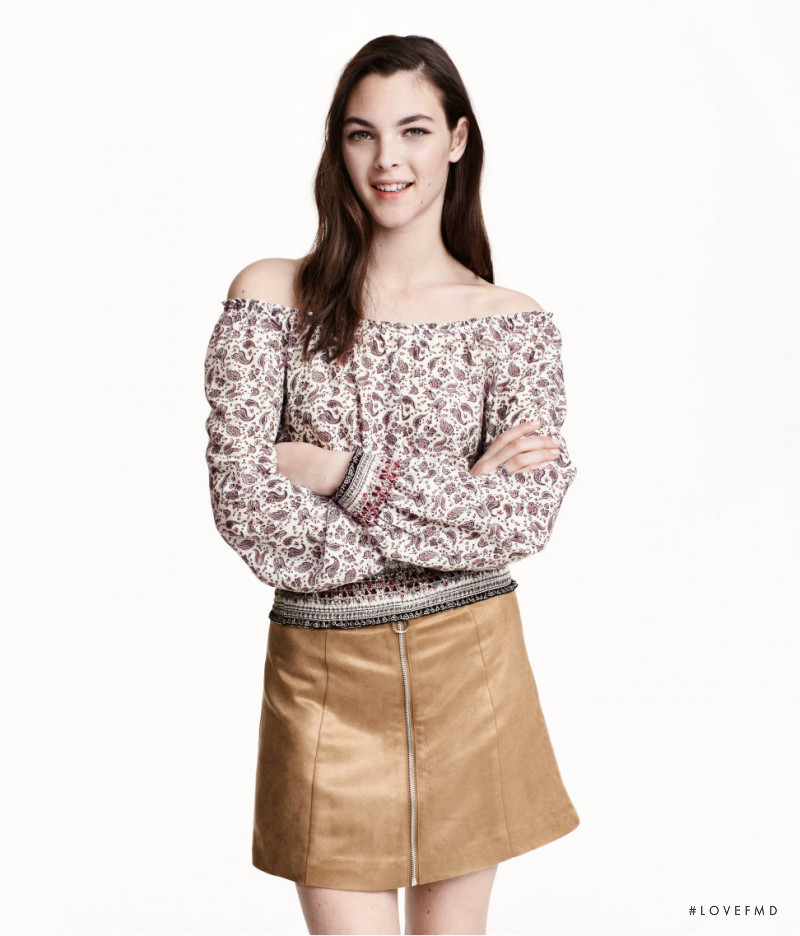 Vittoria Ceretti featured in  the H&M catalogue for Autumn/Winter 2015