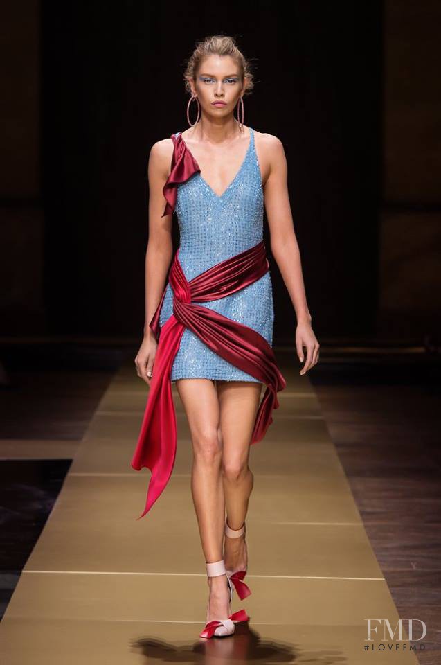 Stella Maxwell featured in  the Atelier Versace fashion show for Autumn/Winter 2016