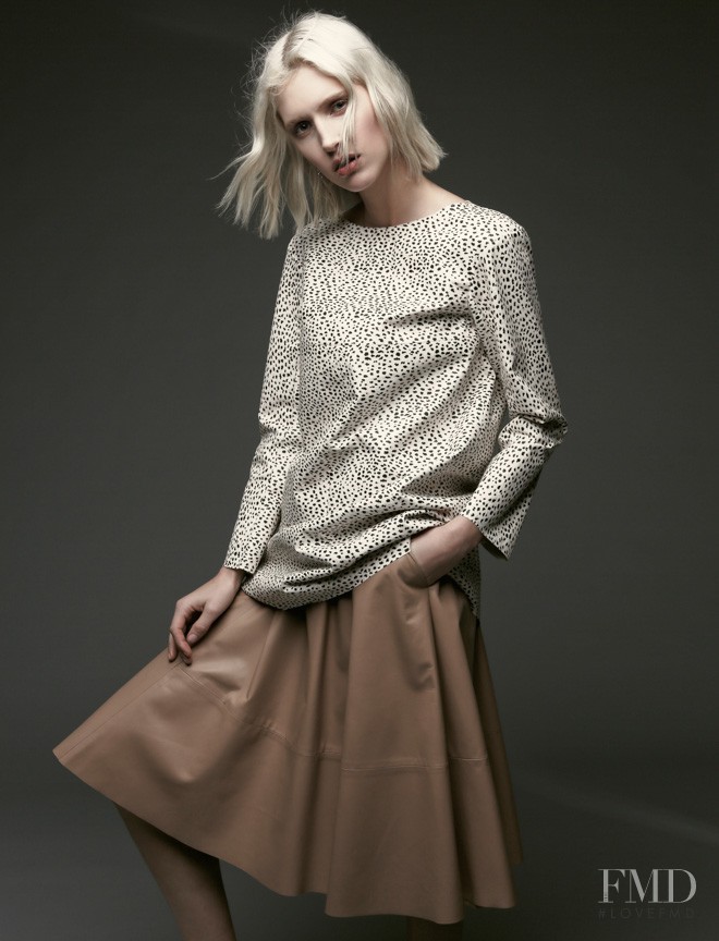 Eveline Rozing featured in  the DROMe fashion show for Pre-Fall 2015