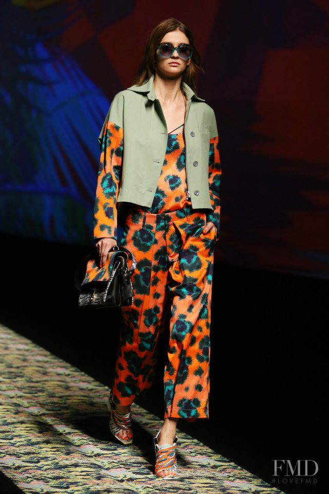 Ella Kandyba featured in  the Kenzo fashion show for Spring/Summer 2013